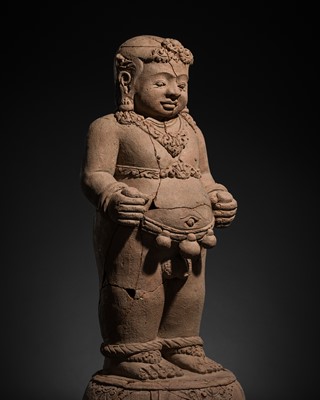 Lot 299 - A MAJAPAHIT TERRACOTTA FIGURE OF A NOBLE BOY