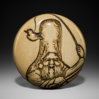 NAOTADA: A FINE IVORY MANJU NETSUKE DEPICTING FUKUROKUJU