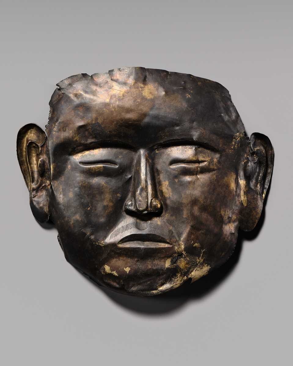 Lot 87 - A GILT SILVER FUNERARY MASK OF A NOBLEMAN, LIAO DYNASTY