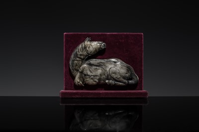 A GREY AND BLACK JADE ‘HORSE’ APPLIQUÉ, MING DYNASTY