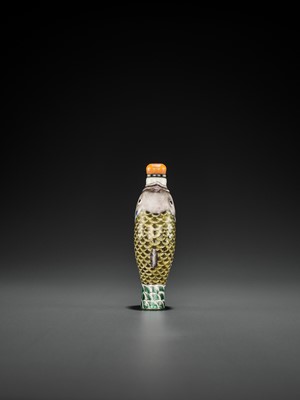Lot 395 - A LARGE MOLDED AND ENAMELED PORCELAIN ‘LEAPING CARP’ SNUFF BOTTLE, QING DYNASTY