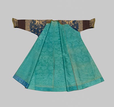 Lot 104 - AN IMPERIAL GOLD- AND SILVER-EMBROIDERED ‘NINE DRAGON’ ROBE, JIFU, QIANLONG