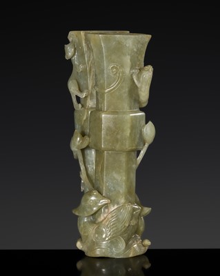 Lot 439 - A CELADON JADE ‘CHILONG AND DUCK’ DOUBLE VASE, LATE MING TO MID-QING DYNASTY