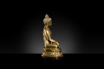 A COPPER ALLOY FIGURE OF BUDDHA SHAKYAMUNI, QING DYNASTY, 17TH-18TH CENTURY