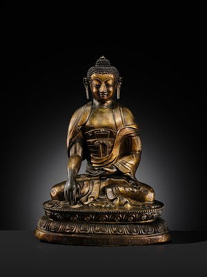 Lot 85 - A GILT-BRONZE REPOUSSÉ FIGURE OF THE CONTEMPLATING WISDOM BUDDHA, GUAN CHA HUI FO, QIANLONG INCISED SEVEN-CHARACTER MARK AND PERIOD