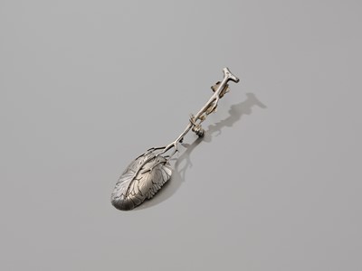 Lot 21 - SADAJIRO: A VERY FINE SILVER SERVING SPOON