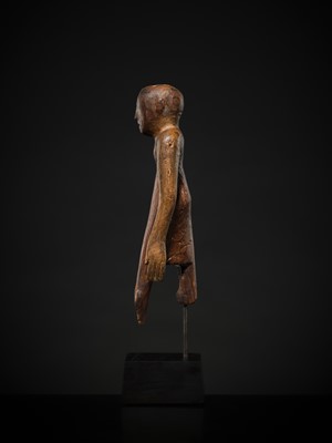 Lot 19 - A TOMB FIGURE OF A SERVANT, MIDDLE KINGDOM, 2133-1897 BC