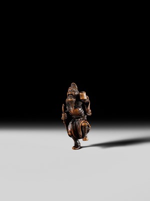 Lot 132 - HIDEMASA: A WOOD NETSUKE OF A CHORYO (ZHANG LIANG)