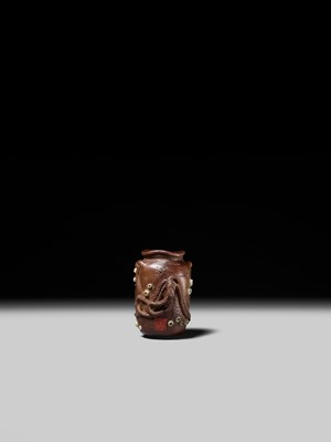 Lot 280 - YOSHIHIDE: A SUPERB AND RARE INLAID WOOD ‘TAKO-TSUBO’ NETSUKE