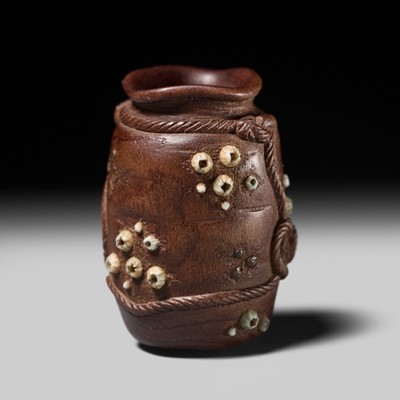 Lot 280 - YOSHIHIDE: A SUPERB AND RARE INLAID WOOD ‘TAKO-TSUBO’ NETSUKE