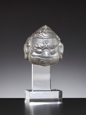 Lot 446 - A ROCK CRYSTAL MASK OF A CROWNED BHAIRAVA, 18TH CENTURY