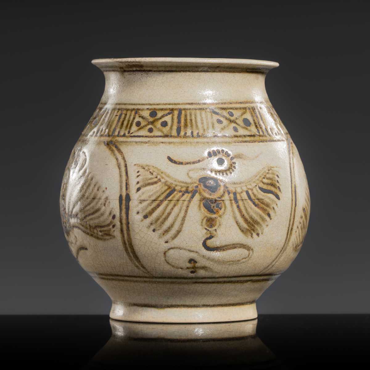 A SMALL, BROWN-GLAZED LAN NA STYLE ‘MYTHICAL BIRDS’ VASE