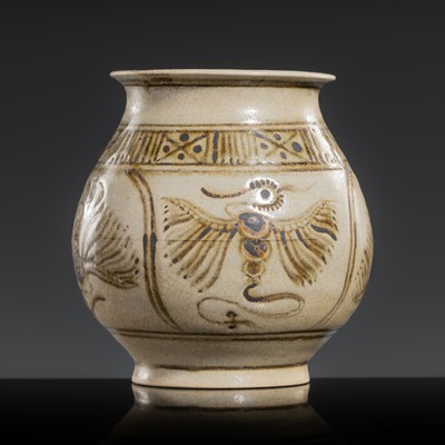 A SMALL, BROWN-GLAZED LAN NA STYLE ‘MYTHICAL BIRDS’ VASE