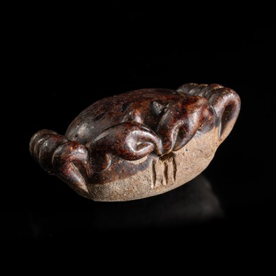 Lot 145 - A BROWN GLAZED STONEWARE ‘CRAB’ WATER DROPPER, SAWANKHALOK