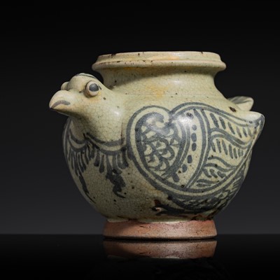 Lot 156 - A SAWANKHALOK STONEWARE VESSEL IN THE FORM OF A BIRD, 15TH–16TH CENTURY