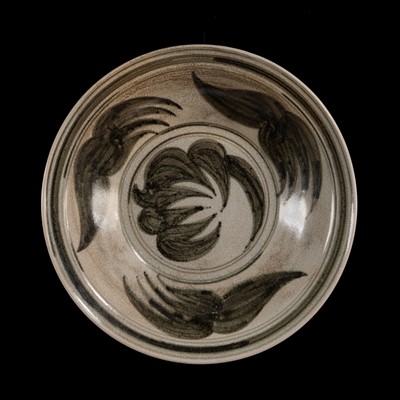 Lot 170 - AN IRON BLACK-GLAZED KALONG WARE ‘CROW’ DISH, LAN NA KINDGOM
