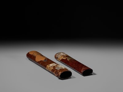 Lot 59 - IKEDA TAISHIN: A SUPERB WOVEN AND LACQUERED RATTAN KISERUZUTSU WITH A HYOTAN AND MAPLE LEAVES