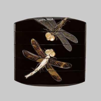 Lot 16 - A LARGE FOUR-CASE INLAID LACQUER INRO WITH DRAGONFLIES