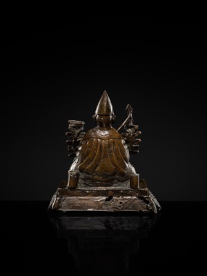 A BRONZE FIGURE OF TSONGKHAPA, TIBET, 18TH-19TH CENTURY