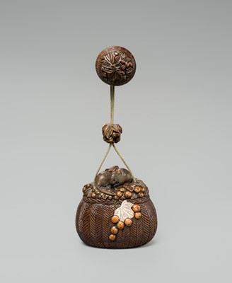 Lot 64 - A SUPERB WOOD ‘RATS AND FRUITS’ SAGEMONO SET, ATTRIBUTED TO KAIGYOKUDO MASATERU