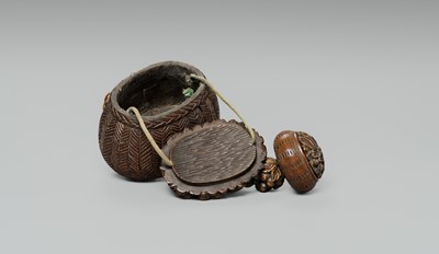 Lot 64 - A SUPERB WOOD ‘RATS AND FRUITS’ SAGEMONO SET, ATTRIBUTED TO KAIGYOKUDO MASATERU