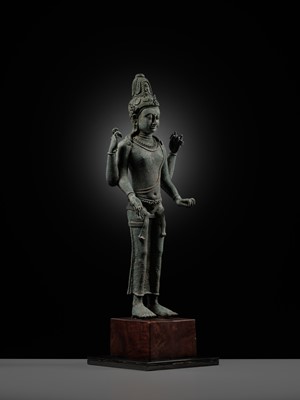 A LARGE BRONZE FIGURE OF AVALOKITESHVARA, SRIVIJAYA EMPIRE, 9TH-11TH CENTURY