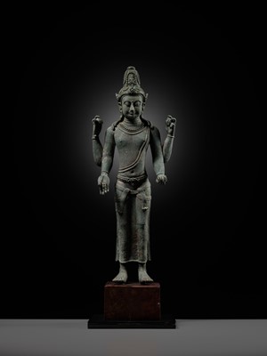 A LARGE BRONZE FIGURE OF AVALOKITESHVARA, SRIVIJAYA EMPIRE, 9TH-11TH CENTURY