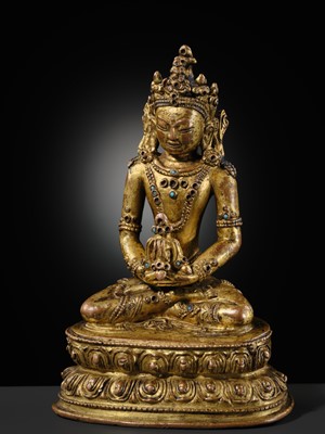 Lot 24 - A GILT-BRONZE FIGURE OF AMITAYUS, TIBET, 15TH-16TH CENTURY