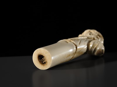 Lot 314 - A SUPERB ANTLER CANE HANDLE OR SASHI NETSUKE A BLIND MAN