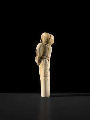 Lot 314 - A SUPERB ANTLER CANE HANDLE OR SASHI NETSUKE A BLIND MAN
