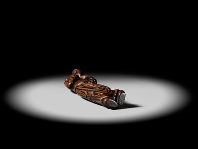 Lot 84 - A TALL AND SUPERB WOOD NETSUKE OF A CHINESE DRUMMER