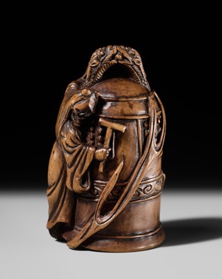 Lot 181 - AN EARLY AND POWERFUL WOOD NETSUKE OF KIYOHIME