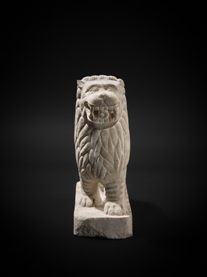 Lot 90 - A LARGE WHITE MARBLE FIGURE OF A GUARDIAN LION, NORTHWESTERN INDIA, 18TH-19TH CENTURY OR EARLIER
