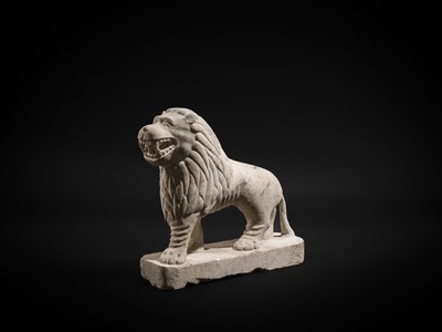 Lot 90 - A LARGE WHITE MARBLE FIGURE OF A GUARDIAN LION, NORTHWESTERN INDIA, 18TH-19TH CENTURY OR EARLIER