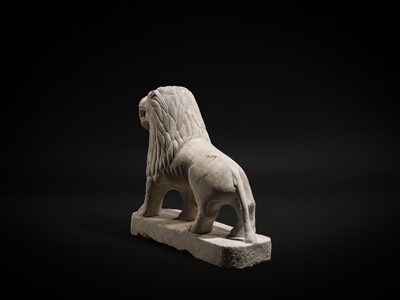 Lot 90 - A LARGE WHITE MARBLE FIGURE OF A GUARDIAN LION, NORTHWESTERN INDIA, 18TH-19TH CENTURY OR EARLIER