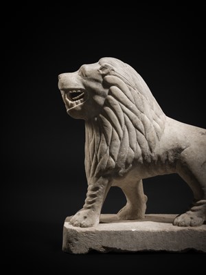 Lot 90 - A LARGE WHITE MARBLE FIGURE OF A GUARDIAN LION, NORTHWESTERN INDIA, 18TH-19TH CENTURY OR EARLIER