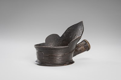 A BRONZE SILK IRON, LATE QING DYNASTY