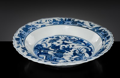 Lot 159 - A LARGE BLUE AND WHITE ‘BIRDS AND PAVILION’ BARBED-RIM CHARGER, LATE JIAJING-EARLY WANLI PERIOD