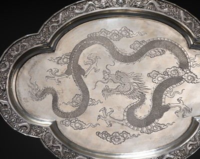 Lot 407 - A LARGE SILVER ‘DRAGON’ TRAY, MARKS OF WOSHING AND WEN WEI JI, CIRCA 1900