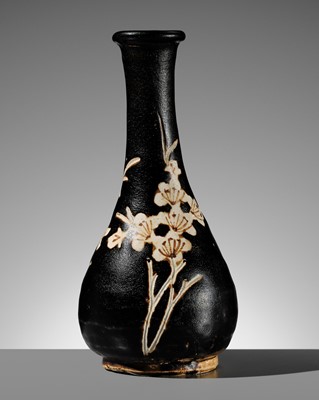 Lot 150 - A JIZHOU PAINTED ‘PRUNUS’ BOTTLE VASE, SOUTHERN SONG-YUAN DYNASTY