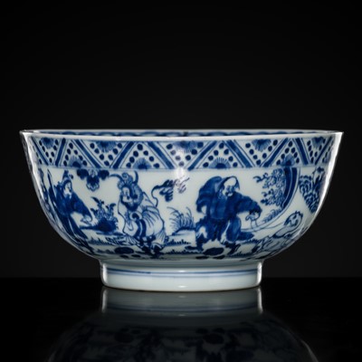 Lot 522 - A BLUE AND WHITE ‘TRIBUTE BEARERS’ BOWL, KANGXI-YONGZHENG PERIOD