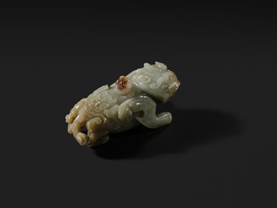 A LARGE AND RARE JADE ‘BIXIE’ WATER POT AND COVER, LATE MING DYNASTY