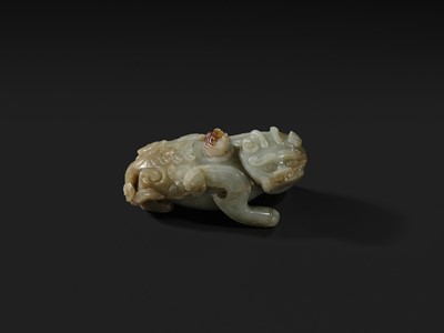 A LARGE AND RARE JADE ‘BIXIE’ WATER POT AND COVER, LATE MING DYNASTY