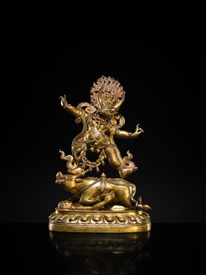 Lot 23 - A LARGE GILT-BRONZE FIGURE OF YAMA DHARMARAJA, 17TH-18TH CENTURY