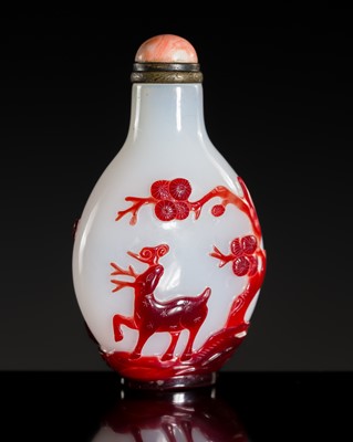 Lot 481 - A RUBY-RED OVERLAY WHITE GLASS ‘LONGEVITY’ SNUFF BOTTLE, 1770-1850