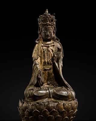 Lot 74 - A RARE GILT-BRONZE FIGURE OF THE WILLOW LEAF GUANYIN, MING DYNASTY