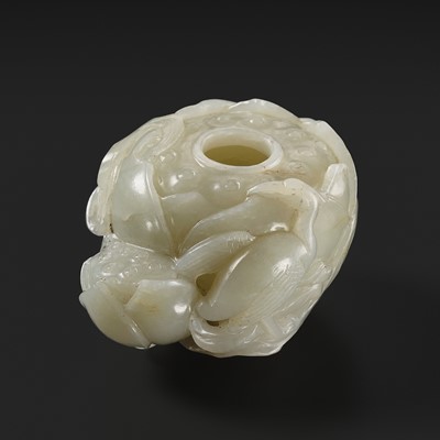 Lot 451 - A JADE 'LOTUS AND CRANE' WATER POT, QING DYNASTY