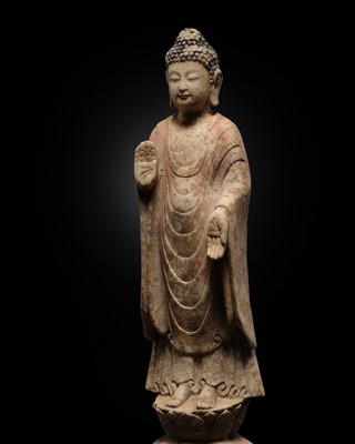 Lot 64 - A FINE POLYCHROME MARBLE FIGURE OF A STANDING BUDDHA SHAKYAMUNI, NORTHERN QI DYNASTY