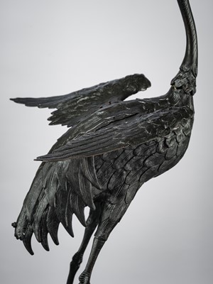 A VERY LARGE BRONZE FIGURE OF A CRANE