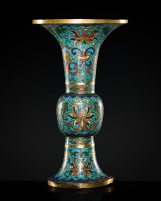 Lot 412 - A CLOISONNÉ ENAMEL ‘LOTUS’ BEAKER VASE, GU, QIANLONG PERIOD